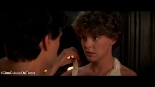 Fright Night - Jerry Bites Amy (1985)