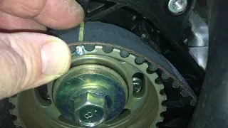 HOW TO FIT THE TIMING BELT NO MUCKING AROUND - timing marks Toyota Diesel