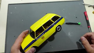 Lada 2102 Police 1:18 Triple 9