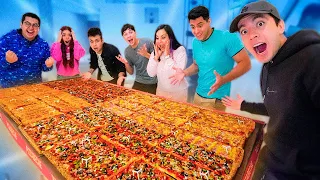 HICIMOS UNA MEGA PIZZA GIGANTE Y SORPRENDIMOS A NUESTROS AMIGOS