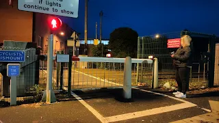 *Vehicle Shot* Dunmurry Meeting house Level Crossing. (West Belfast) 31/12)21