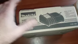 Зарядное устройство Makita DC18SD