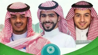 معاذ الجماز في اول يوم من ايام عيد الفطر المبارك في المدينه المنورة الوصف😘👇