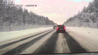 Копия видео "ДТП  108 км Автодороги Чекшино-Тотьма-Никольск !"