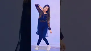 Raat Ka Nasha Abhi - Beautiful Girl Viral Dance Status | Viral Instagram Reels💥 #shorts #dance