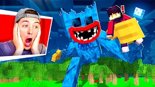 HUGGY WUGGY Jumpscared My Friends in Minecraft...