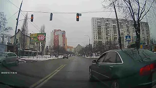 Хамло на дорогах Києва  10 02 2018 . Березняки