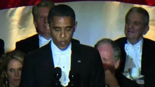 Mitt Romney and Barack Obama trade jokes at Alfred E Smith Dinner in New York