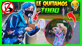 ¡LO DEJAMOS ABANDONADO EN LA CALLE! BROMA CRUEL A MI HERMANO - Yolo Aventuras