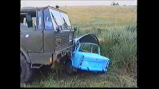 Tatra 813 Kolos vs Trabant