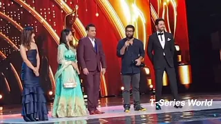 Arijit Singh Live At Filmfare Awarda Show | Roke Na Ruke Naina | Arijit Singh Lyrics 😍 |