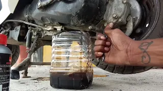 How to change engine oil and gear oil for dio | scooters  at home | easy oil changing | dio service