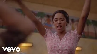 The Get Down - "Turn The Beat Around" Clip