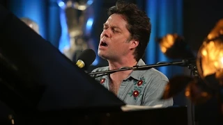 Rufus Wainwright sings I Don't Know What It Is