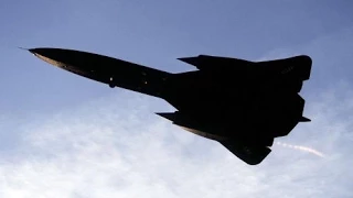 Mildenhall Air Fete 1988 Take off and Fast Pass of the Mighty SR - 71 Blackbird