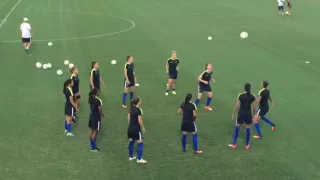 Seleção feminina treina no Estádio Carlos Zamith, em Manaus