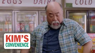 Appa tells the story of how there is a spill in the store | Kim's Convenience