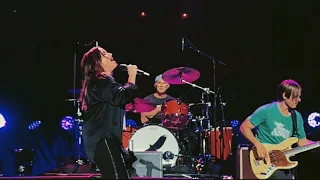 Alanis, Foo Fighters, Chad Smith- You Oughta Know- Taylor Hawkins Tribute Concert @ LA Forum 9/27/22