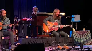 Blackberry Smoke 3/17/19 - The Kent Stage -Run Away From It All