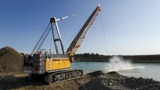 Liebherr HS8100.1 dragline