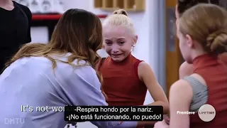 Dance Moms - Lilly sufre un ataque de pánico T8E2 (Subtitulado al Español)