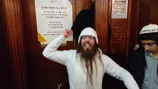 Hasidic techno dance (epic!) #uman Ukraine