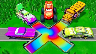 Giant Rainbow Cross Pit Vs Lightning McQueen And Huge & Tiny PIXAR CARS! BeamNG Drive