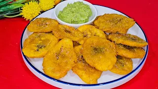 PATACONES o TOSTONES -  PICANTES/  (Plátanos Verdes Fritos) SPICY  TOSTONES  (Fried Green Plantains)