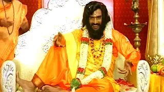 Upendra as Saadhu Fool Around Innocent People & Marry to Natanya Singh to Cheat her Mother
