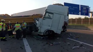 Schwerer Lkw-Unfall auf der A6 bei Sinsheim