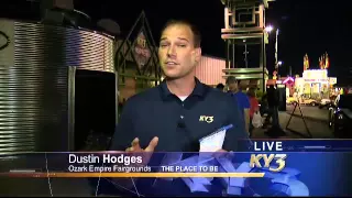 Sweet old lady photobombs reporters live shot: to give a hug