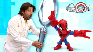 Spiderman devient petit! Vidéo avec les jouets pour enfants. La Mega Clinique #37 en français