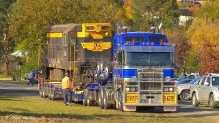 Trucks, Trains, and Cranes : SMC Heavy Haulage Moving T Class Loco