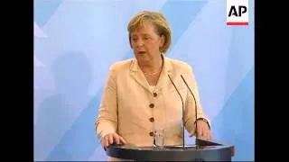 Chinese Premier meets Merkel