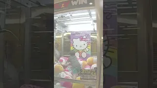 Toddler Gets Stuck Inside QLD Claw Machine | 10 News First