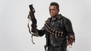 Обзор фигурки Т800 DX13 от Hot Toys; Hot Toys DX13 T800 Battle Damaged Terminator figure review