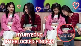 chaeryeong likes to hold ryujin hand this way