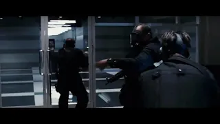 tactical police enter the building : Terminator 2