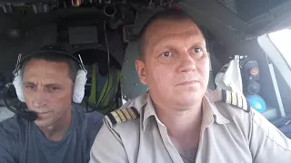 Ну очень спокойный и обычный заход АН-26. Very calm approach and landing AN-26 at Maban.