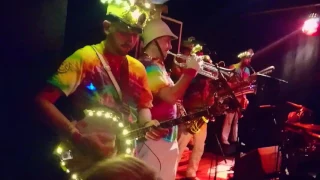 Mr Wilson's Second Liners - Around The World (Daft Punk) Matt & Phreds