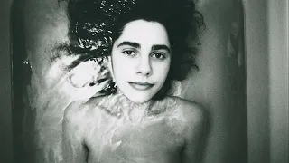 PJ Harvey - Water (lyrics)