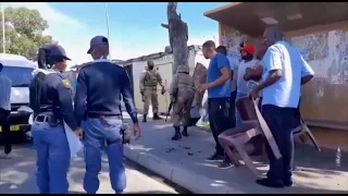 Карантин в мире | ЮАР: армия бьет людей | Индия: лупят палками | Тенерифе: гоняются за нарушителями