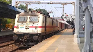 LGD WAP-7 Lead Expensive Sleeper Train 82654/ Jaipur - Yesvantpur Suvidha Express #lgdwap7