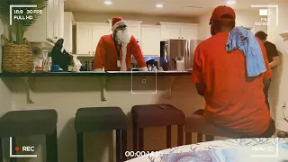 Registered Offender Comes to Meet Underage Girl But Meets Santa Claus Instead