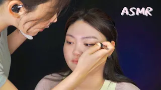 [ASMR] Putting Make-up on Make-up Artist | Feat. Seung Min