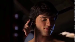 Smallville 4x06 - "Clark" changing his clothes + "Clark" hugs Martha