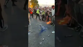 Marseille fans welcome Alexis Sanchez 😭