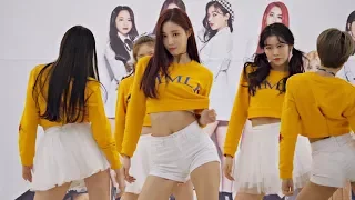 [4K] [180121] 모모랜드 MOMOLAND (연우 Yeonwoo) - 뿜뿜 BBoom BBoom (영등포 타임스퀘어 팬사인회) 직캠/Fancam by PIERCE