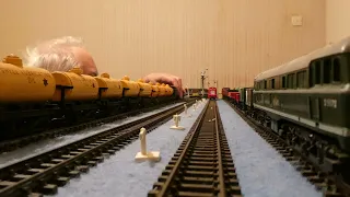 TRIANG OR LIMA OR AIRFIX OR BACHMANN OR MAINLINE MODEL RAILWAY ROLLING STOCK RUN FIVE 270524