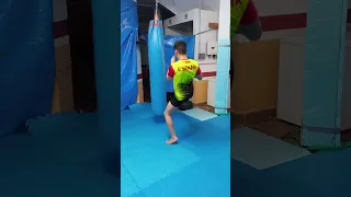 low kick "Kevin"